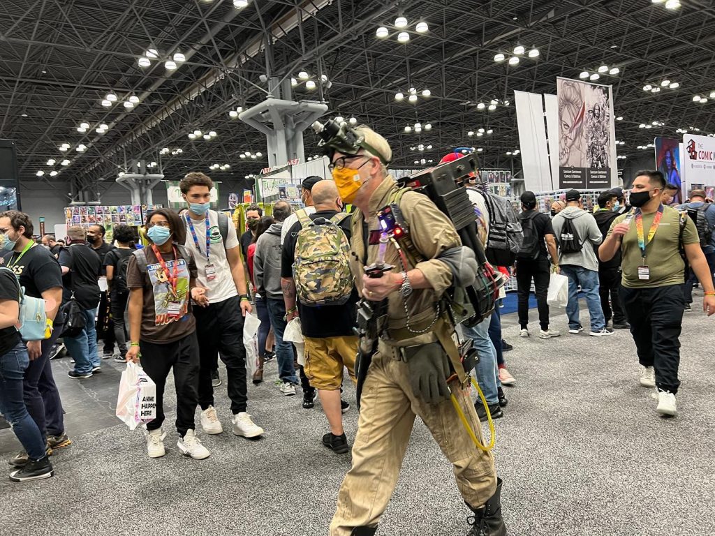 Spettacolare servizio fotografico allo zaino protonico di Ghostbusters  Legacy e replica personalizzata di Adam Savage – GHOSTBUSTERS MANIA IT